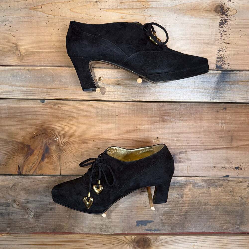 Escada Black Suede Gold Heart Charm Lace-Up Oxford Platform Heel Shoes